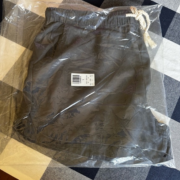 UpWest All Around Navy Blue Shorts, New With Tags, size Large - Picture 6 of 6